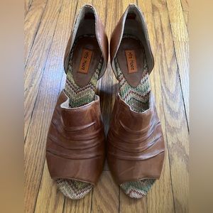 Miz Mooz Leather Shoes